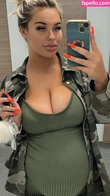 Nicole Barker Onlyfans Photo Gallery 