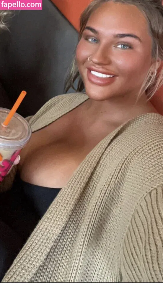 Nicole Barker Onlyfans Photo Gallery 