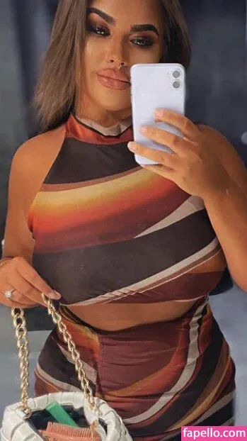 Nicole Barker Onlyfans Photo Gallery 