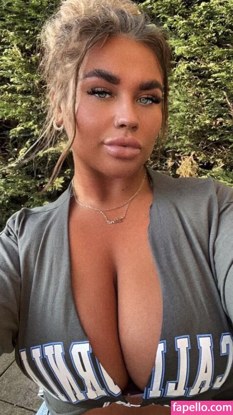 Nicole Barker Onlyfans Photo Gallery 