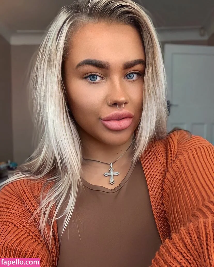 Nicole Barker Onlyfans Photo Gallery 