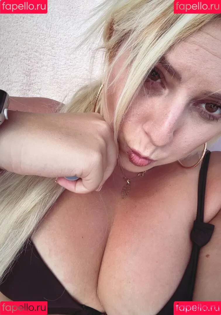 Blondiihell Onlyfans Photo Gallery 