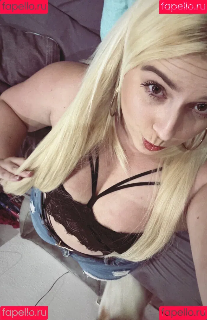 Blondiihell Onlyfans Photo Gallery 