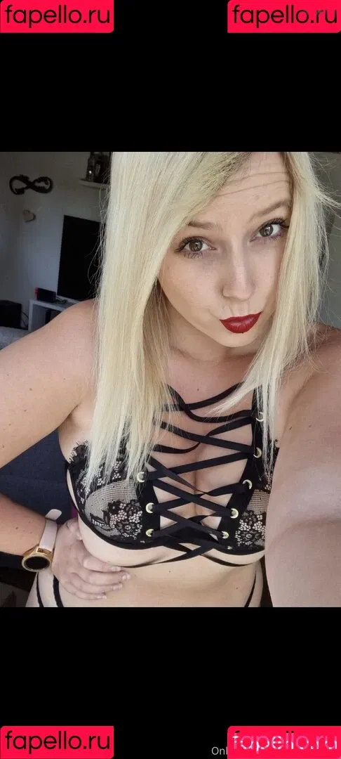 Blondiihell Onlyfans Photo Gallery 