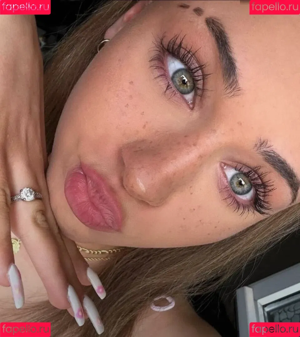 Alysa Ruppert Onlyfans Photo Gallery 