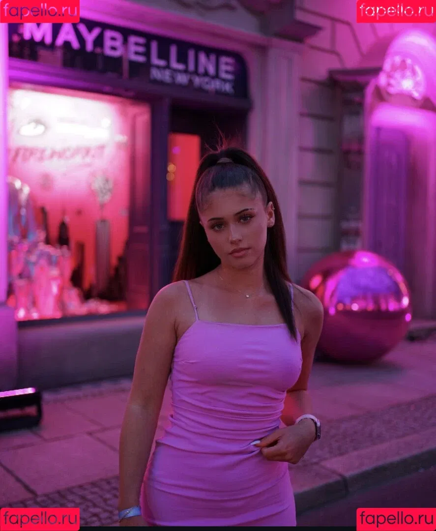 Alysa Ruppert Onlyfans Photo Gallery 