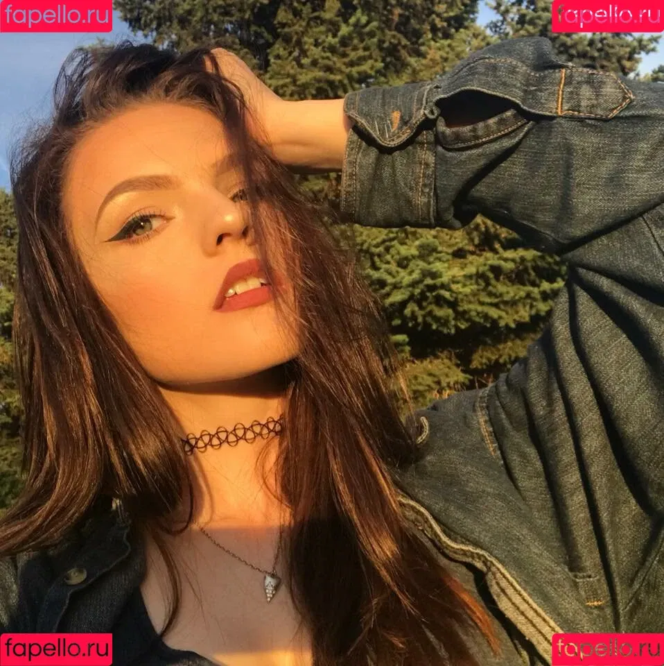 Rhiannon Jena Onlyfans Photo Gallery 