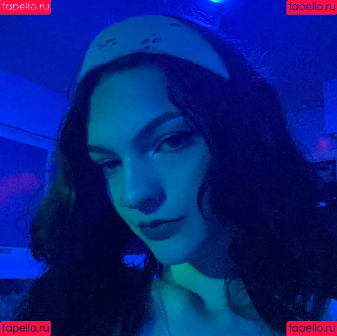 Rhiannon Jena Onlyfans Photo Gallery 