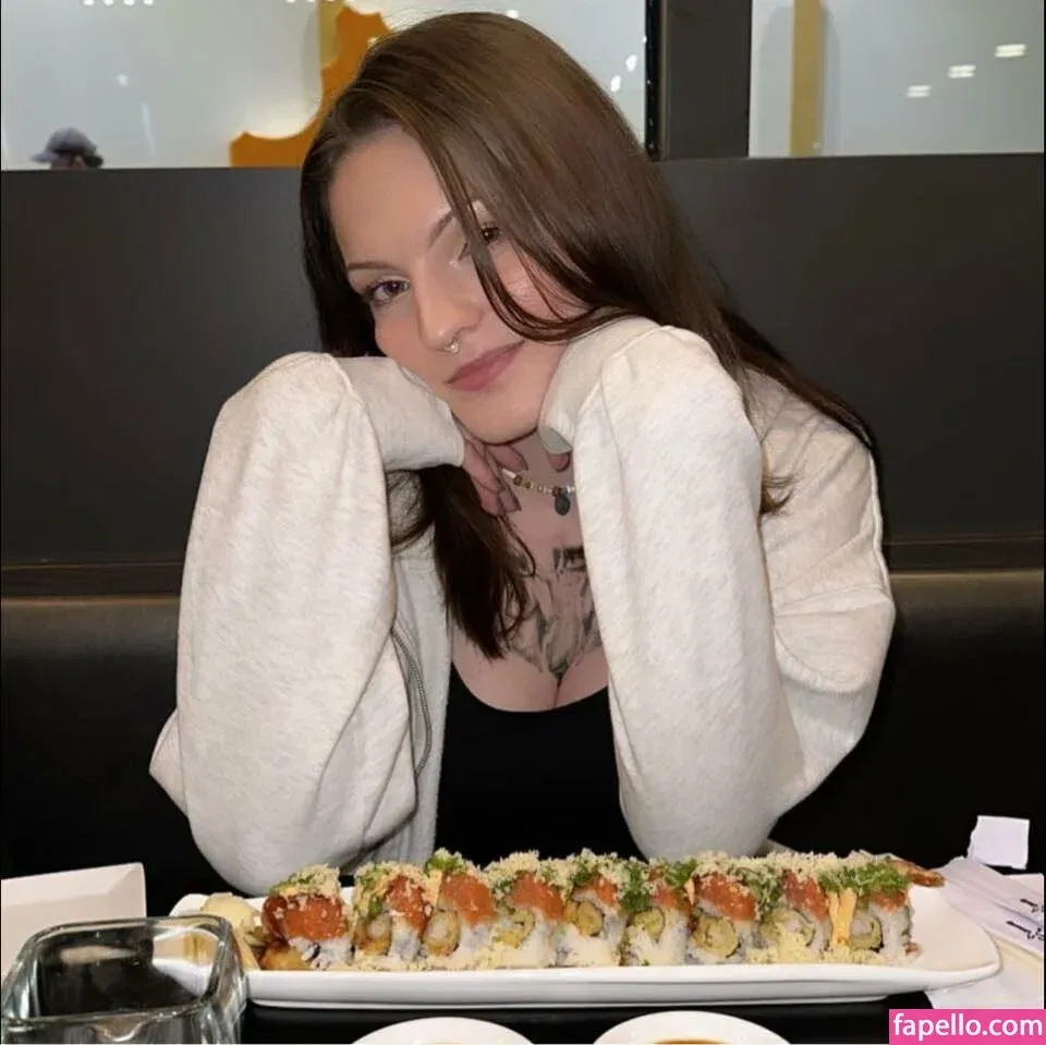 Rhiannon Jena Onlyfans Photo Gallery 