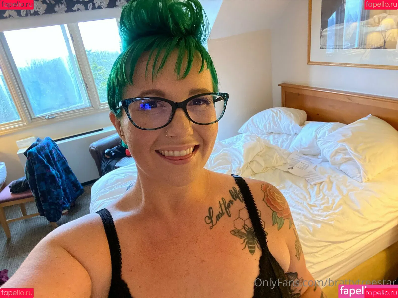 brattytreestar Onlyfans Photo Gallery 