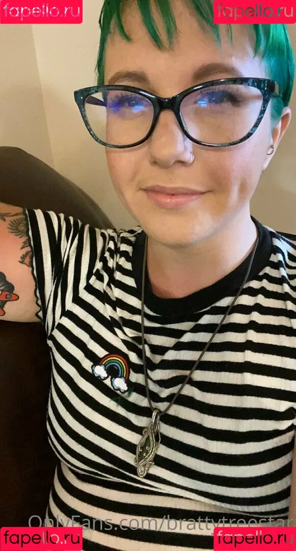 brattytreestar Onlyfans Photo Gallery 