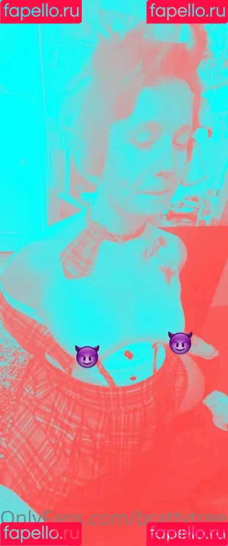 brattytreestar Onlyfans Photo Gallery 