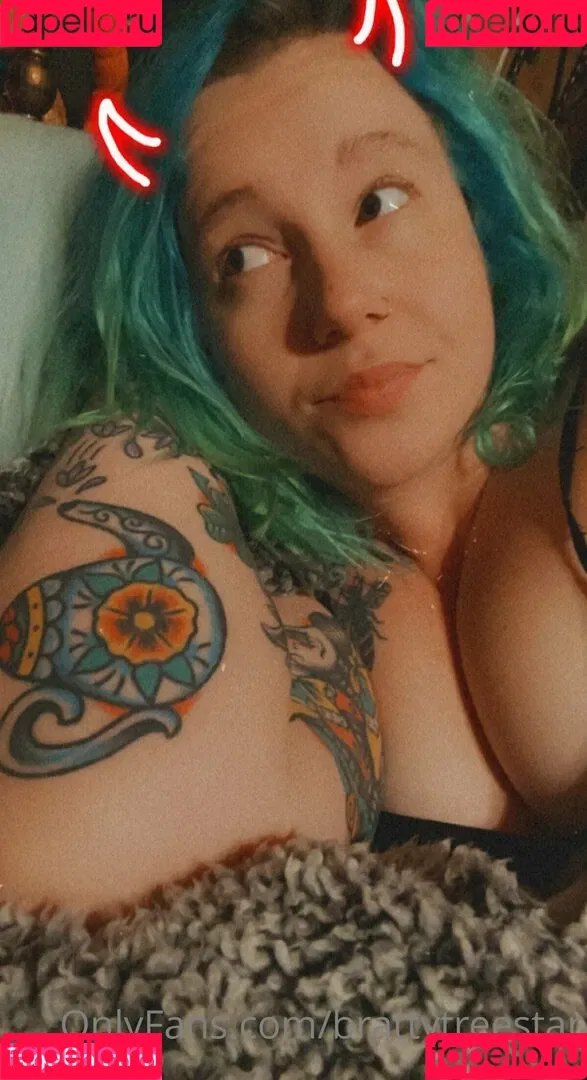 brattytreestar Onlyfans Photo Gallery 