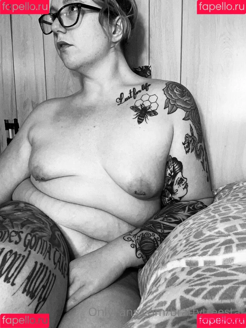brattytreestar Onlyfans Photo Gallery 