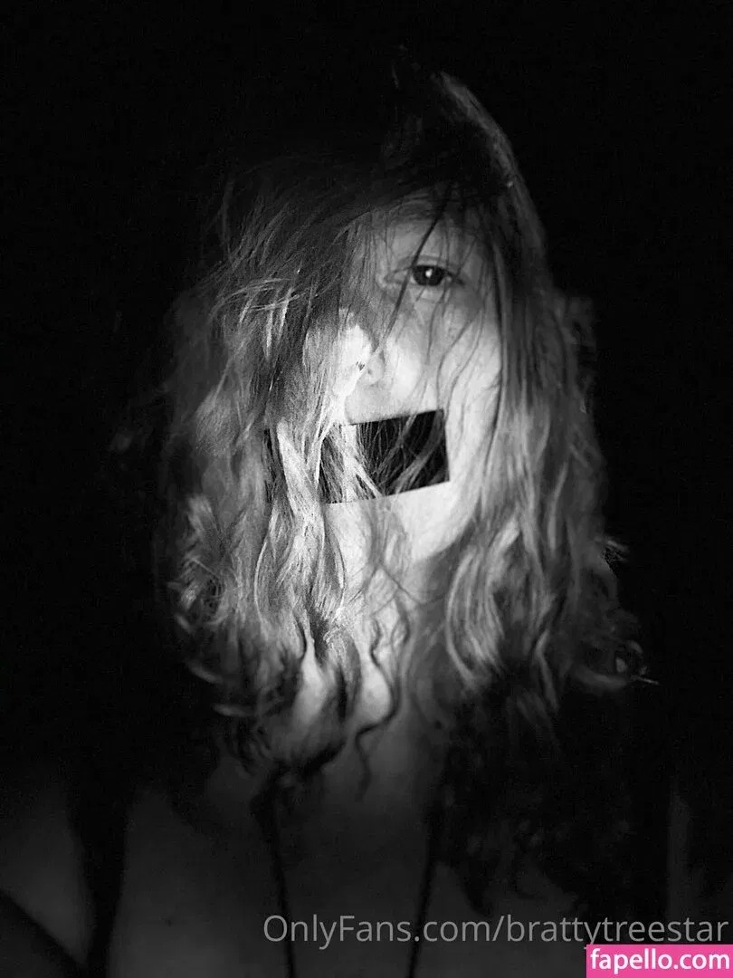 brattytreestar Onlyfans Photo Gallery 