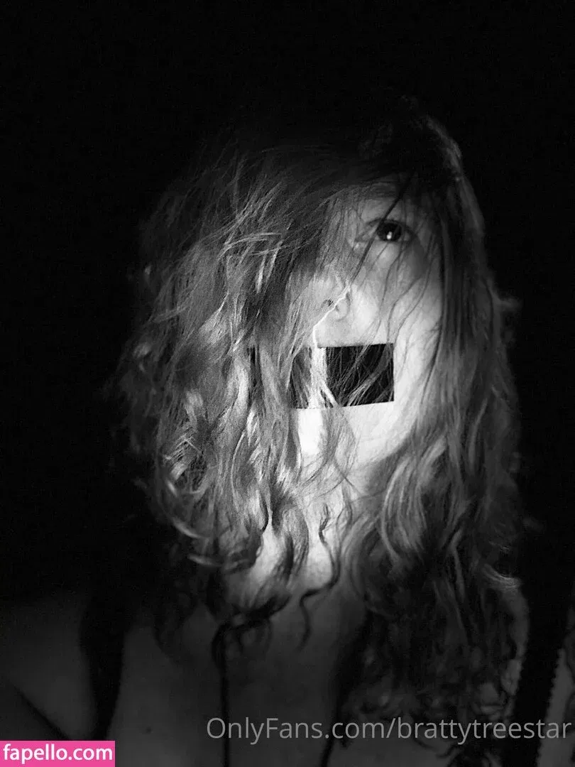 brattytreestar Onlyfans Photo Gallery 