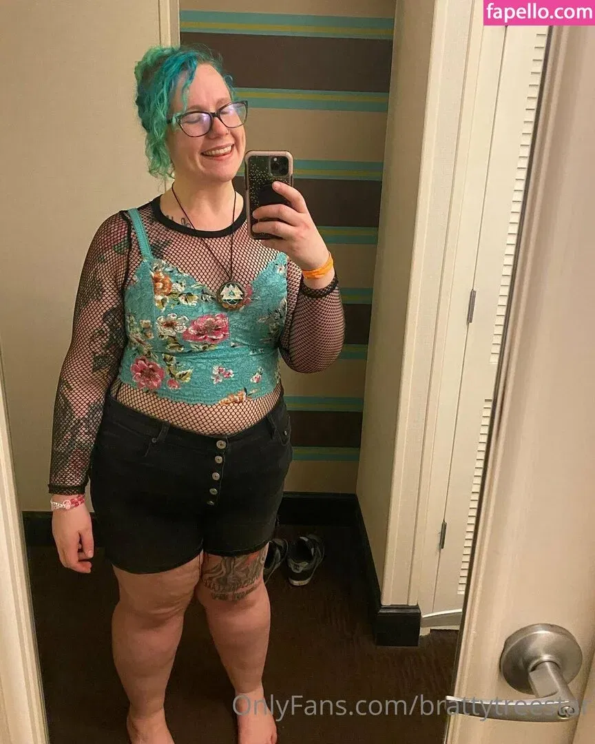 brattytreestar Onlyfans Photo Gallery 