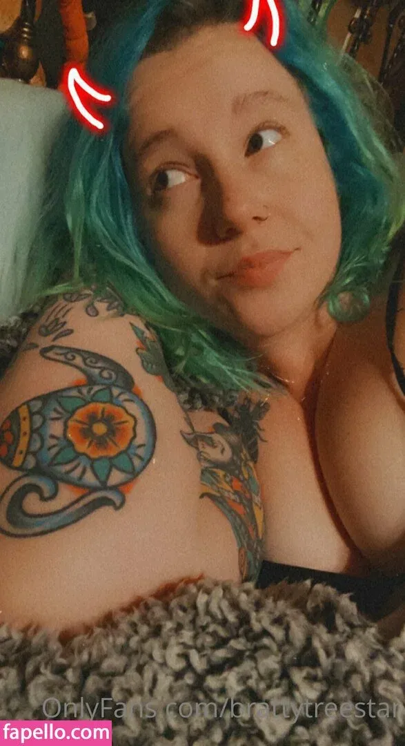 brattytreestar Onlyfans Photo Gallery 