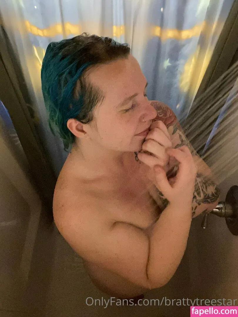 brattytreestar Onlyfans Photo Gallery 