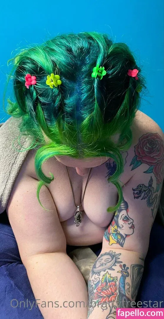 brattytreestar Onlyfans Photo Gallery 