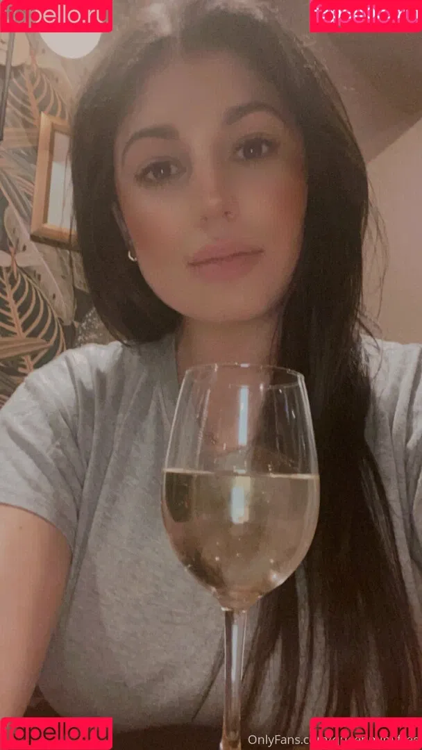queenmimifree Onlyfans Photo Gallery 