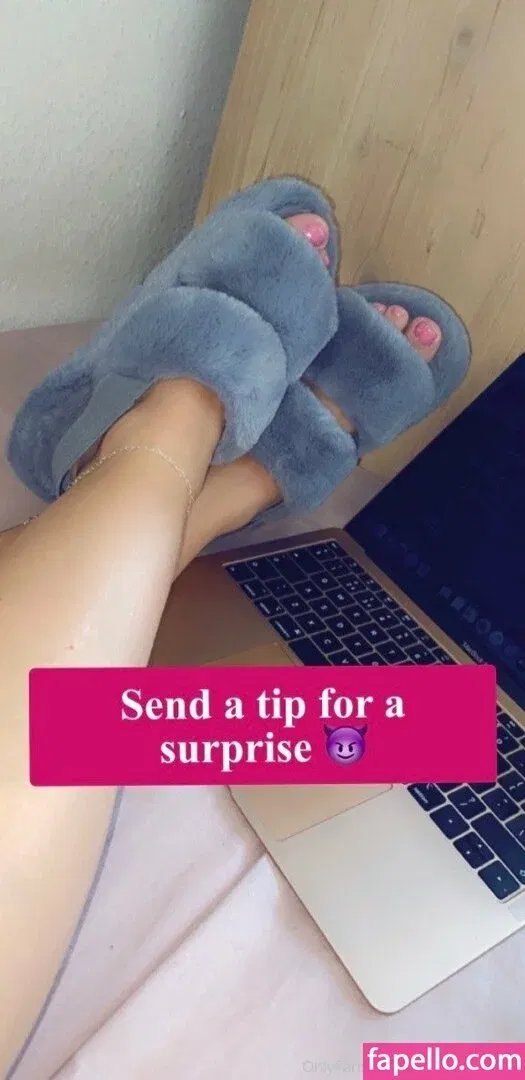 queenmimifree Onlyfans Photo Gallery 