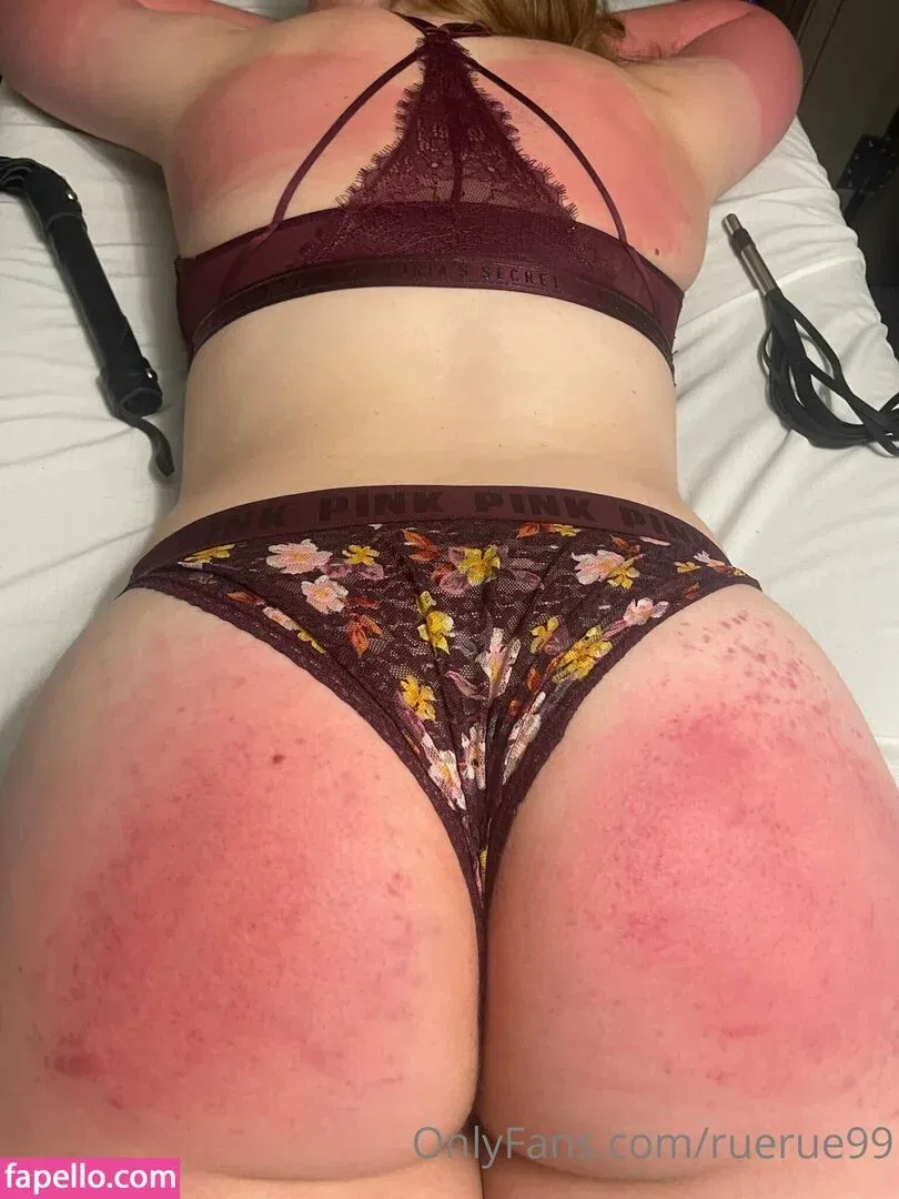 ruerue99 Onlyfans Photo Gallery 