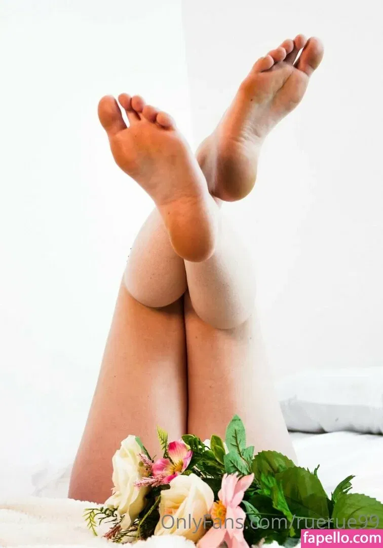 ruerue99 Onlyfans Photo Gallery 