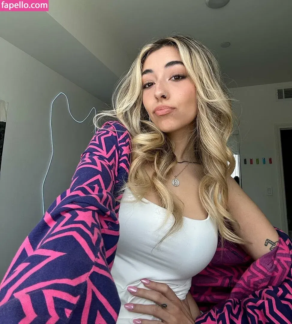 Tiana Renay Onlyfans Photo Gallery 