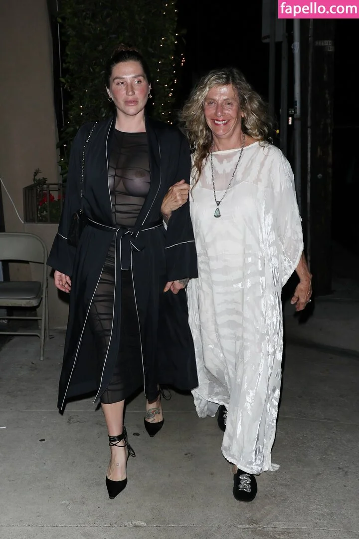 Kesha Onlyfans Photo Gallery 