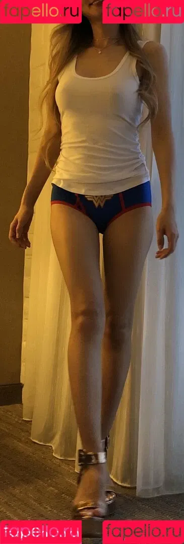 Lisa-I-Am Onlyfans Photo Gallery 