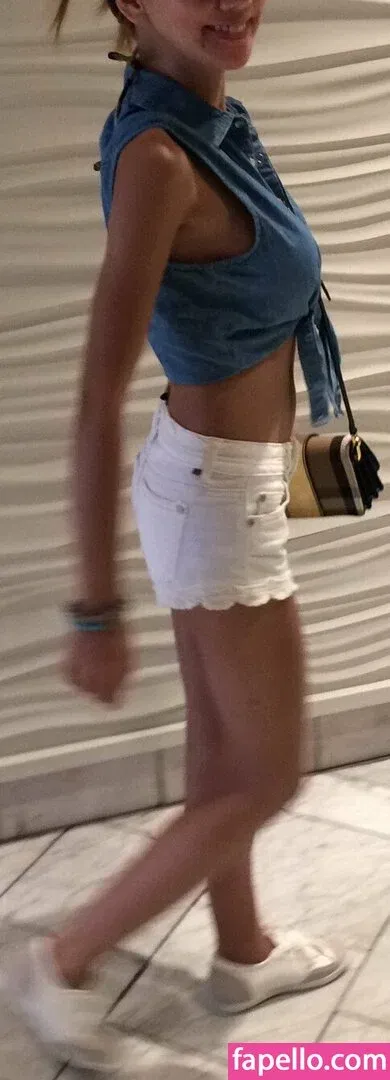 Lisa-I-Am Onlyfans Photo Gallery 