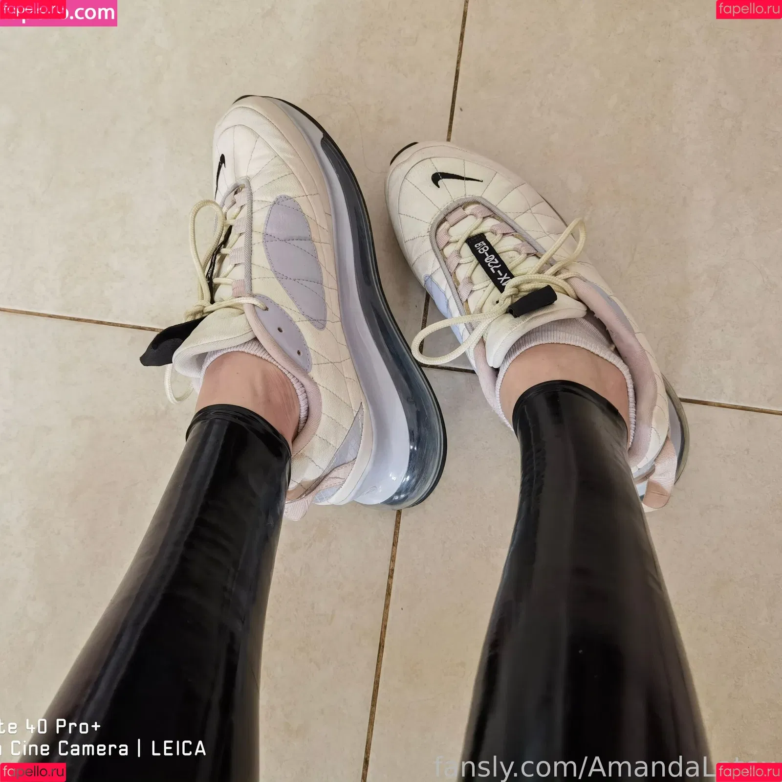 AmandaLatex Onlyfans Photo Gallery 