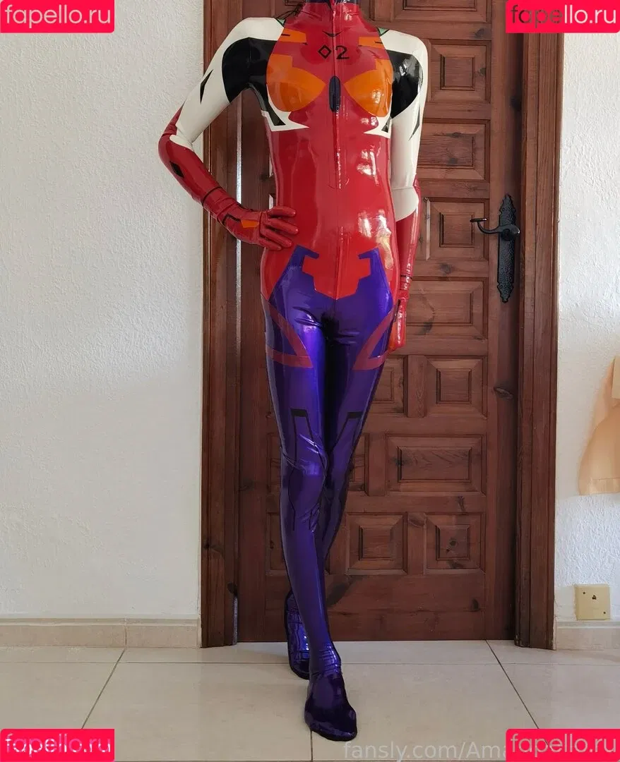 AmandaLatex Onlyfans Photo Gallery 