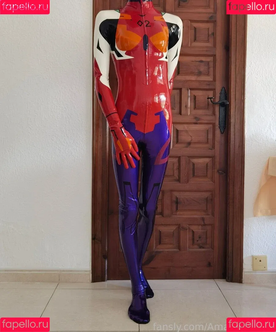 AmandaLatex Onlyfans Photo Gallery 