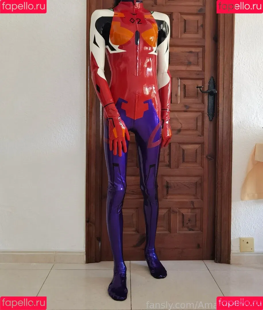 AmandaLatex Onlyfans Photo Gallery 