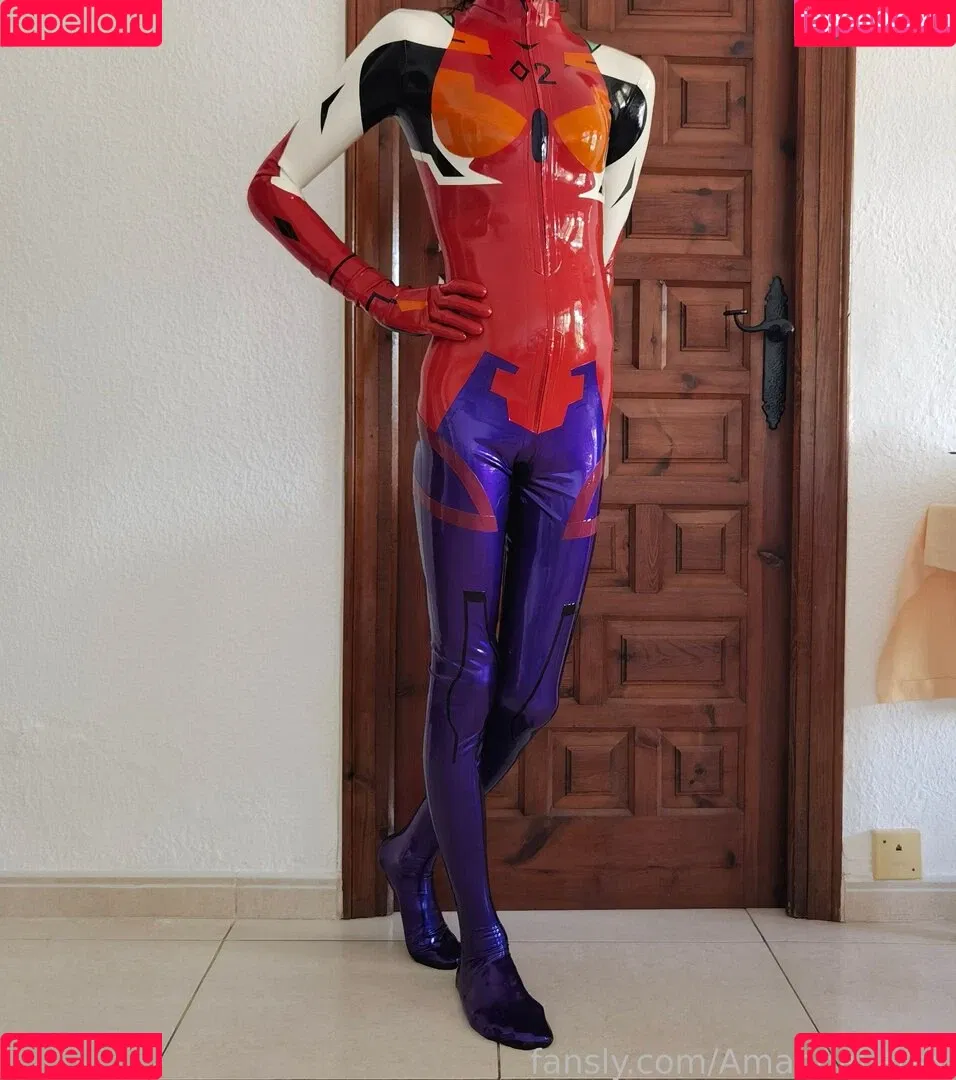 AmandaLatex Onlyfans Photo Gallery 