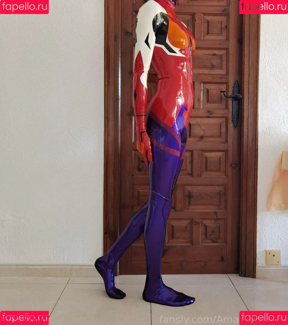 AmandaLatex Onlyfans Photo Gallery 