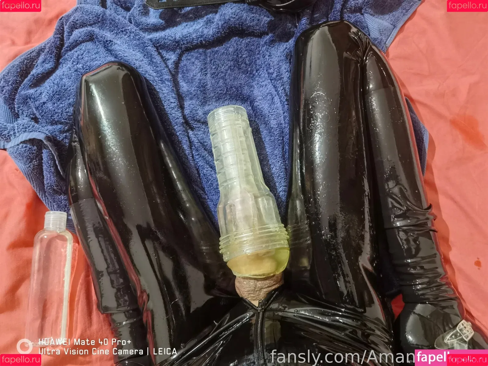 AmandaLatex Onlyfans Photo Gallery 