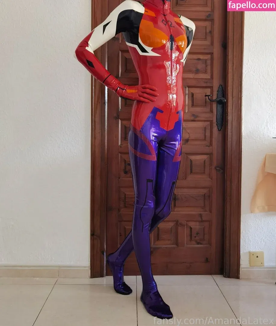 AmandaLatex Onlyfans Photo Gallery 