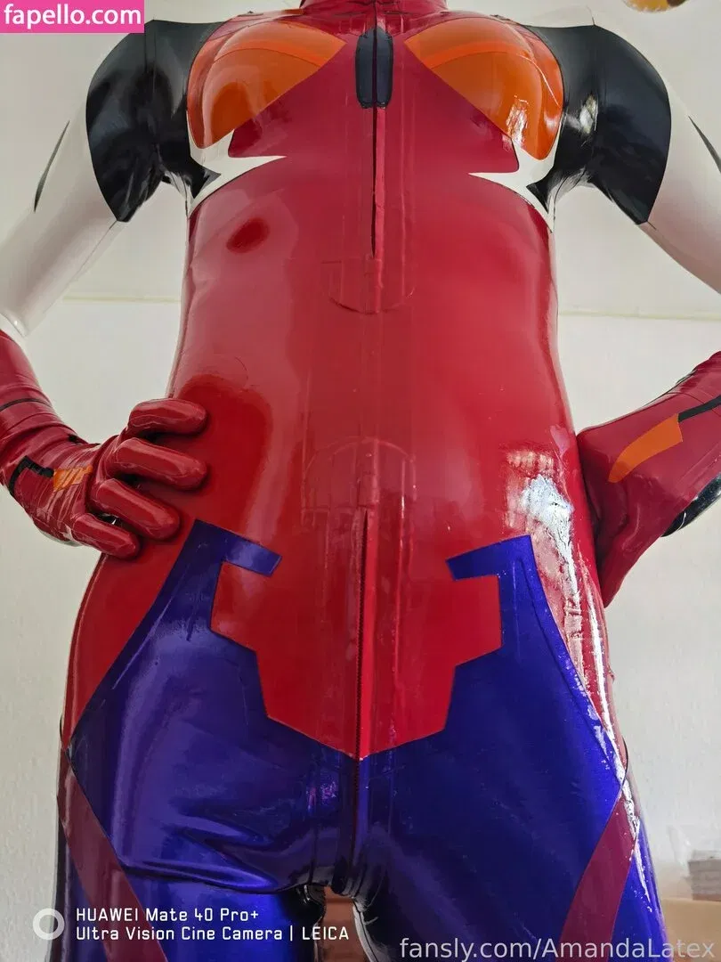 AmandaLatex Onlyfans Photo Gallery 