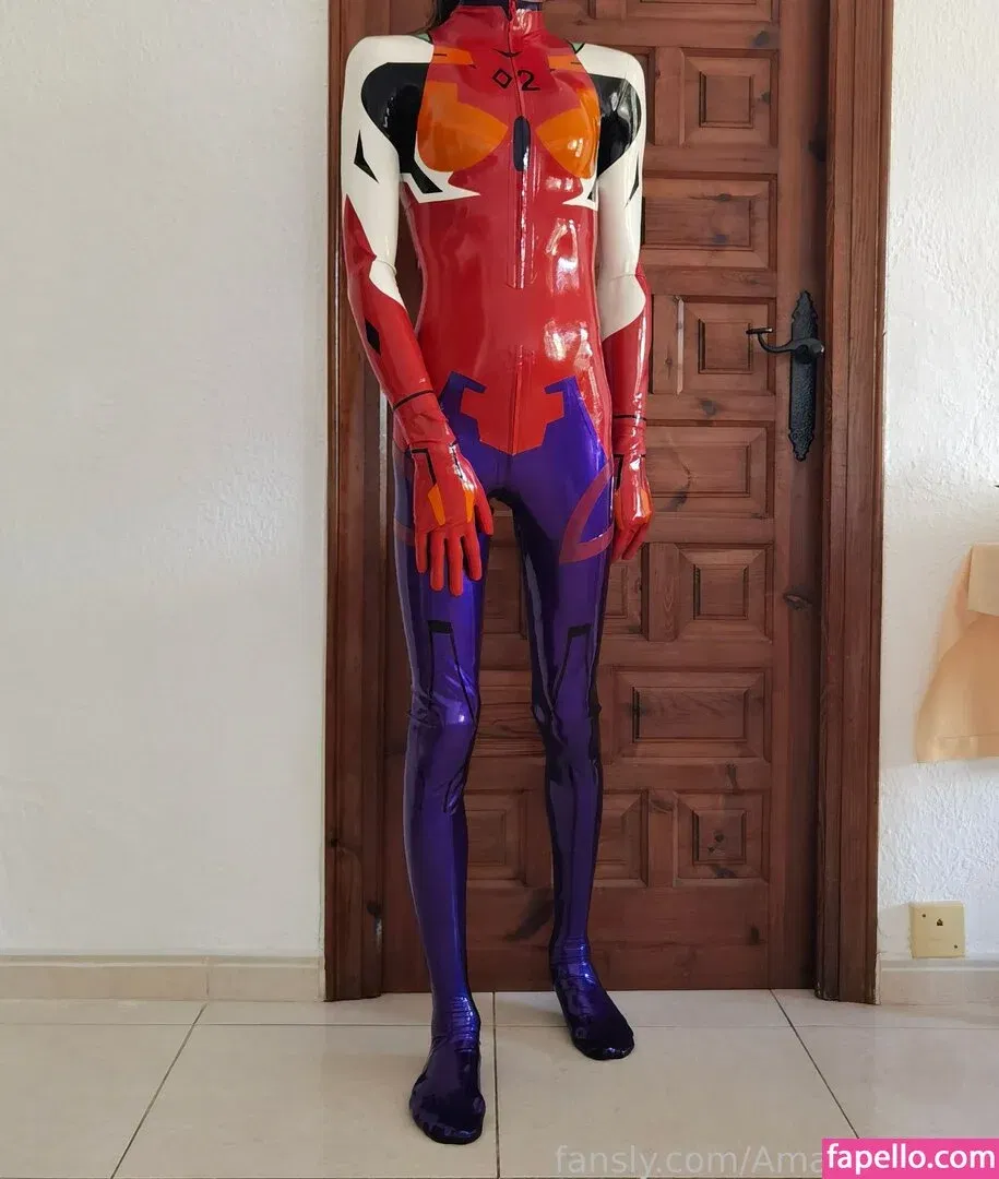 AmandaLatex Onlyfans Photo Gallery 