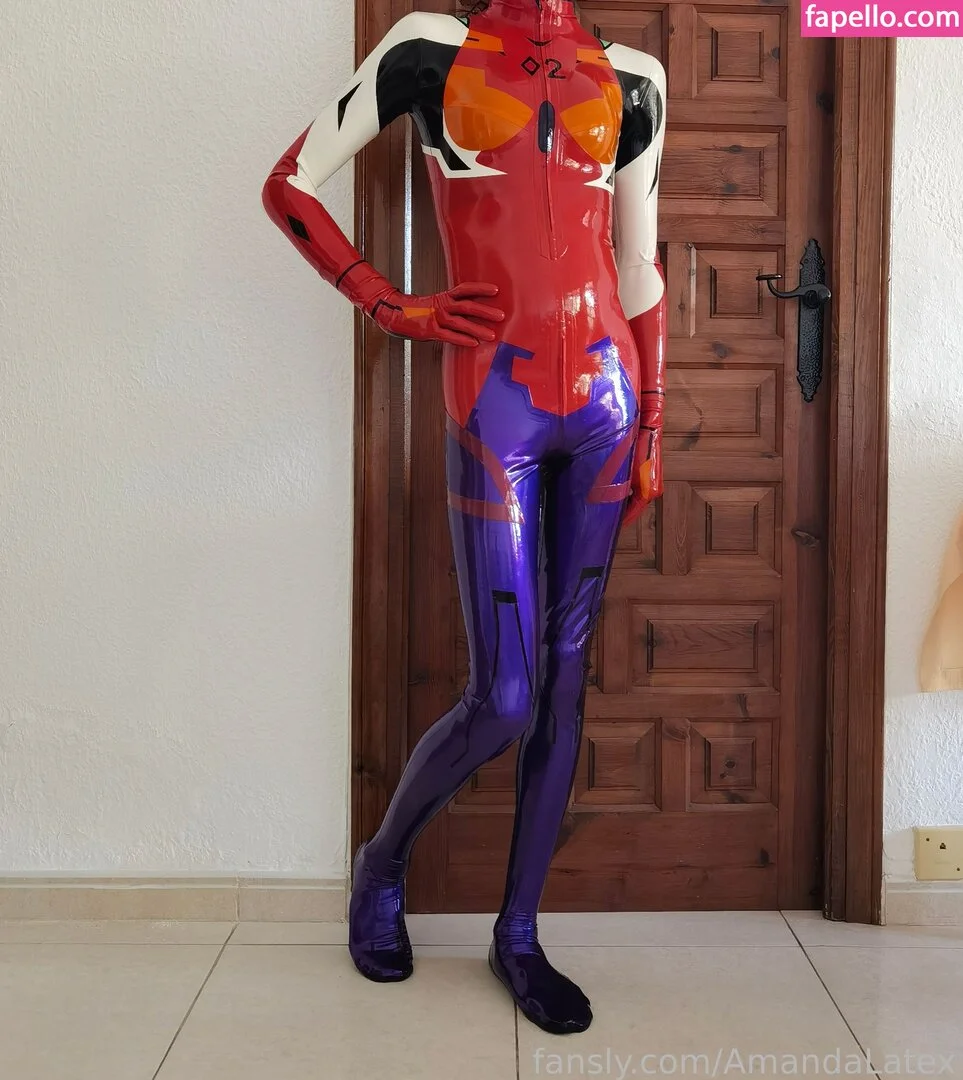 AmandaLatex Onlyfans Photo Gallery 