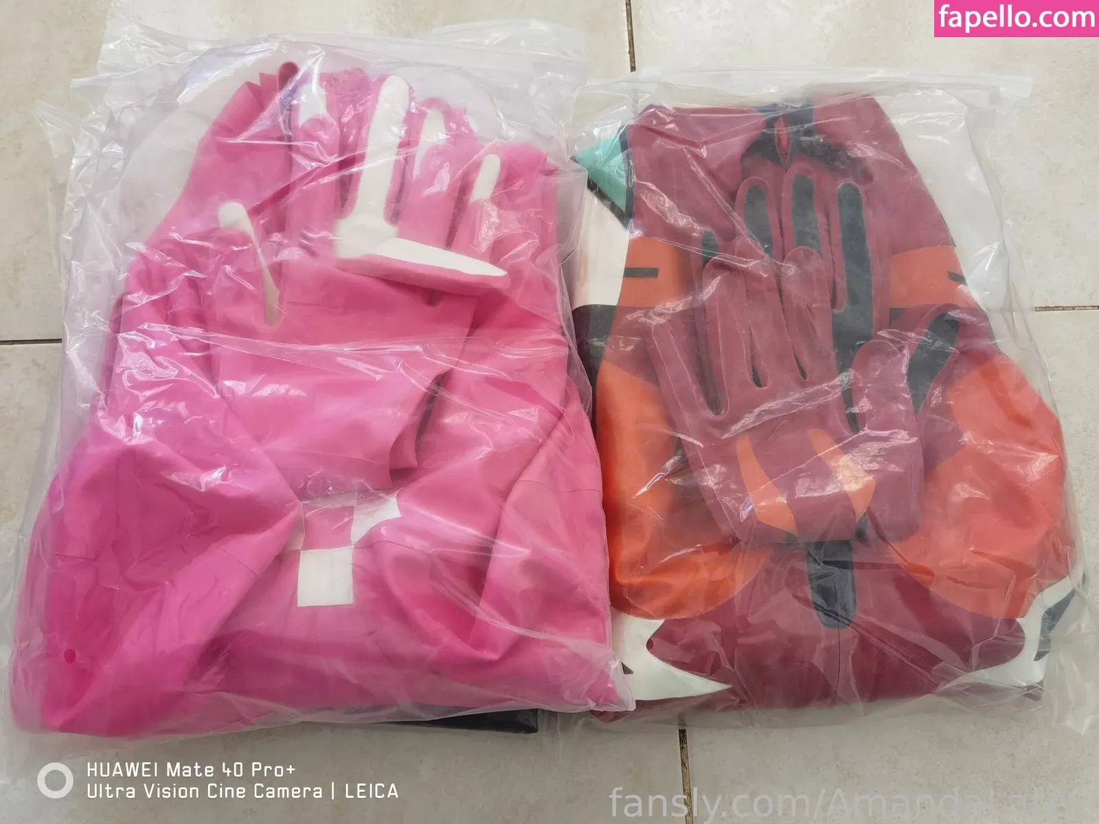 AmandaLatex Onlyfans Photo Gallery 