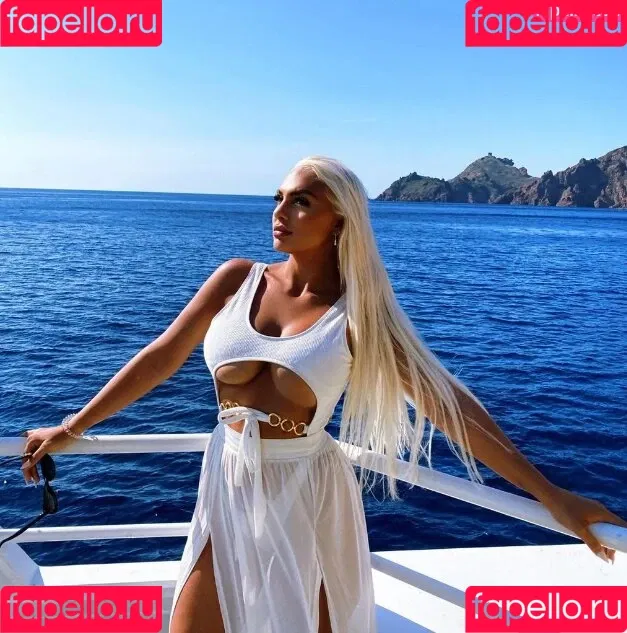 Michelle Daniaux Onlyfans Photo Gallery 