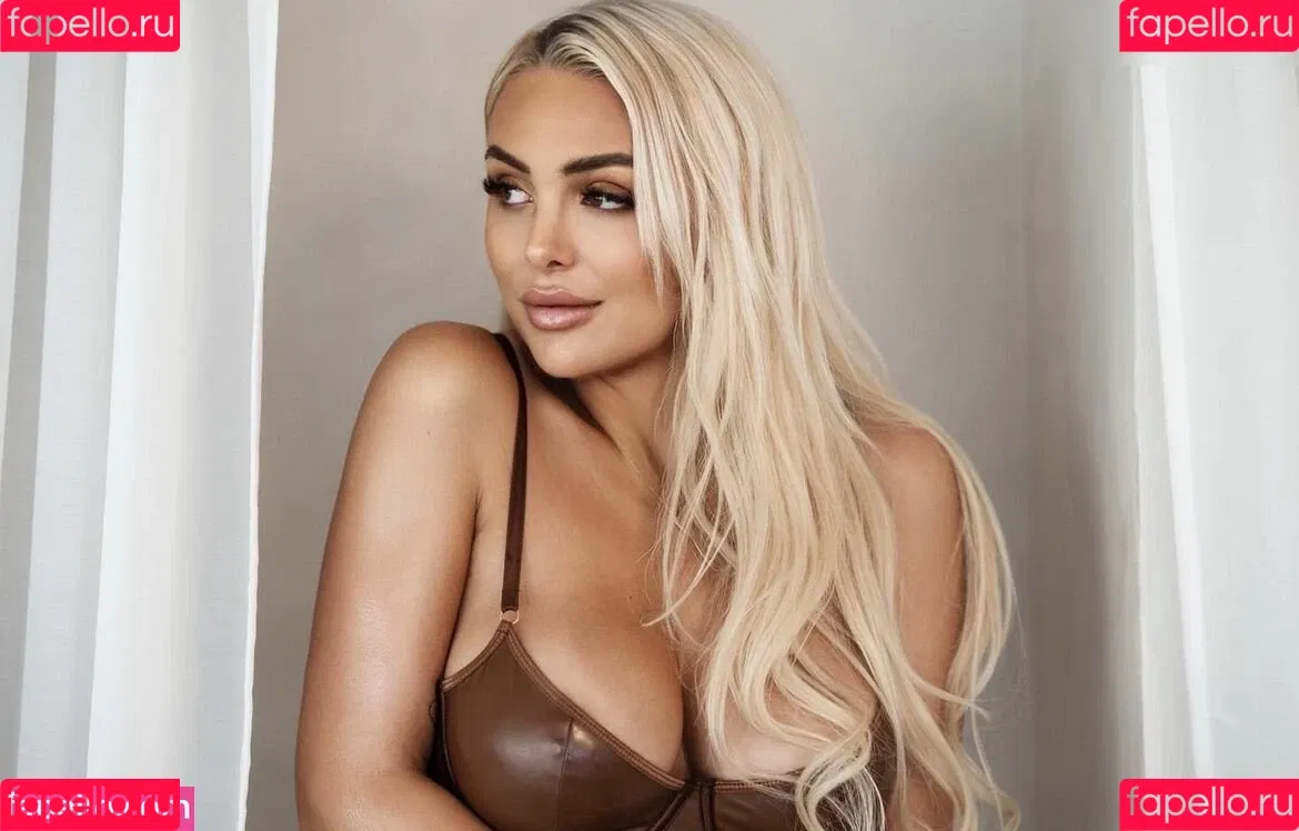 Michelle Daniaux Onlyfans Photo Gallery 