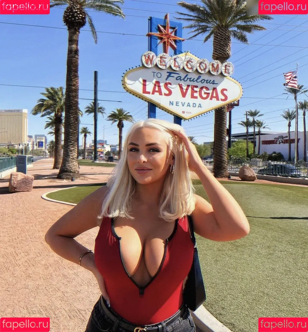 Michelle Daniaux Onlyfans Photo Gallery 