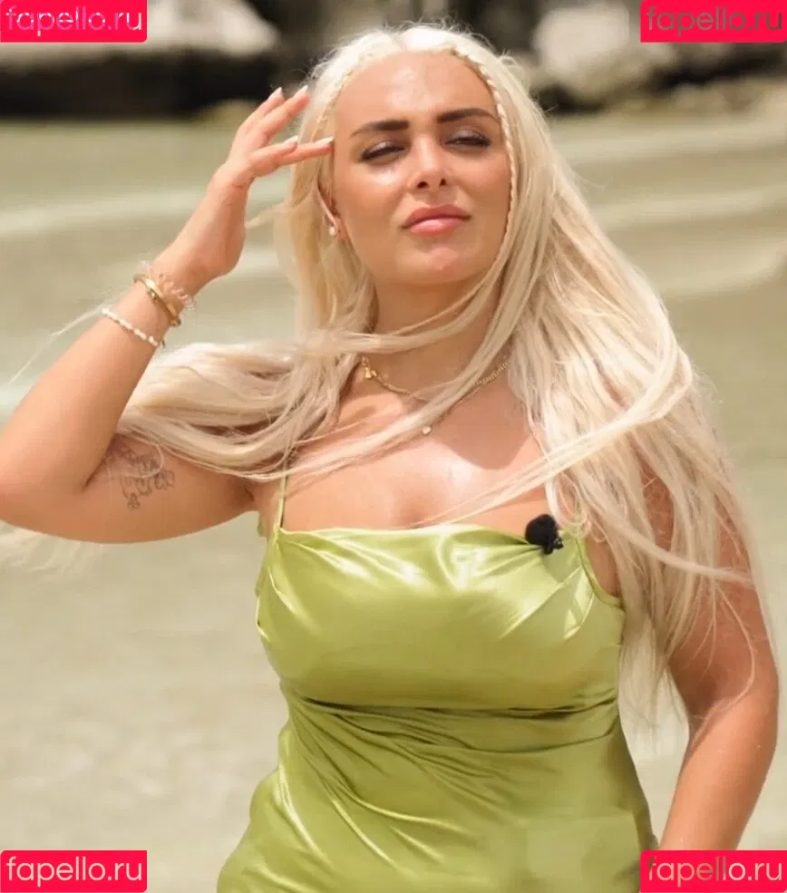 Michelle Daniaux Onlyfans Photo Gallery 