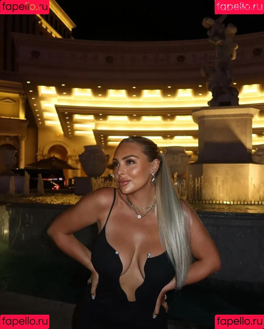 Michelle Daniaux Onlyfans Photo Gallery 