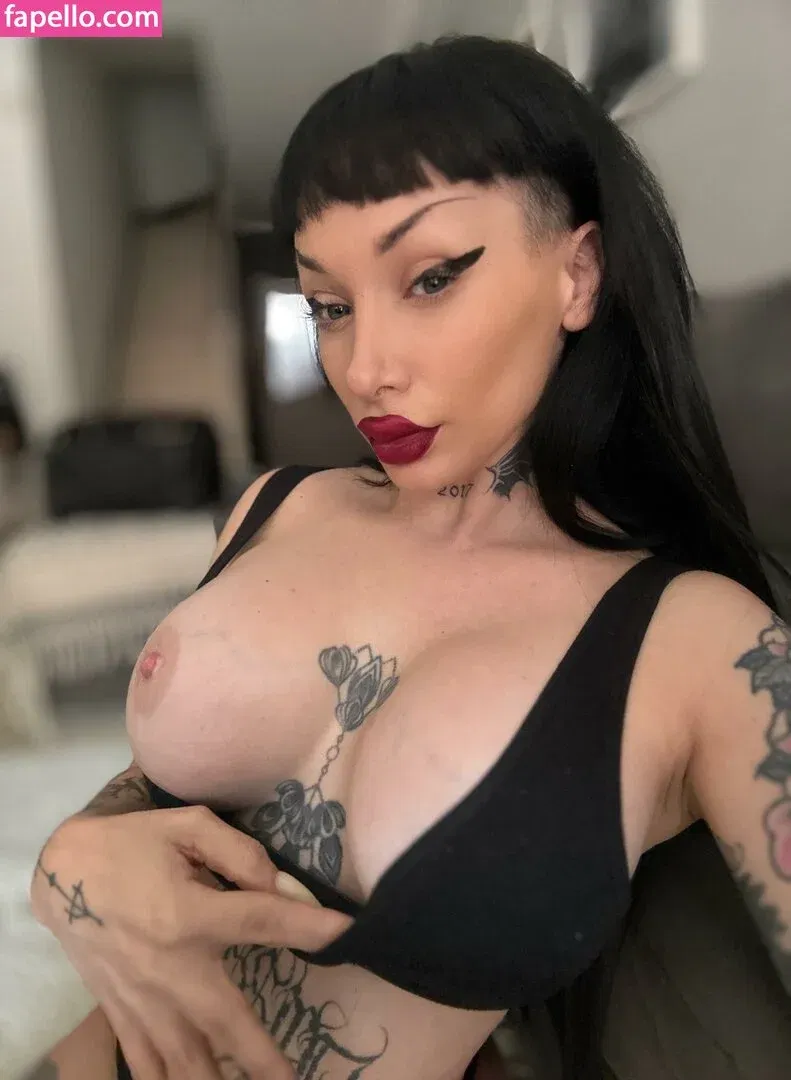Caroxliv Onlyfans Photo Gallery 